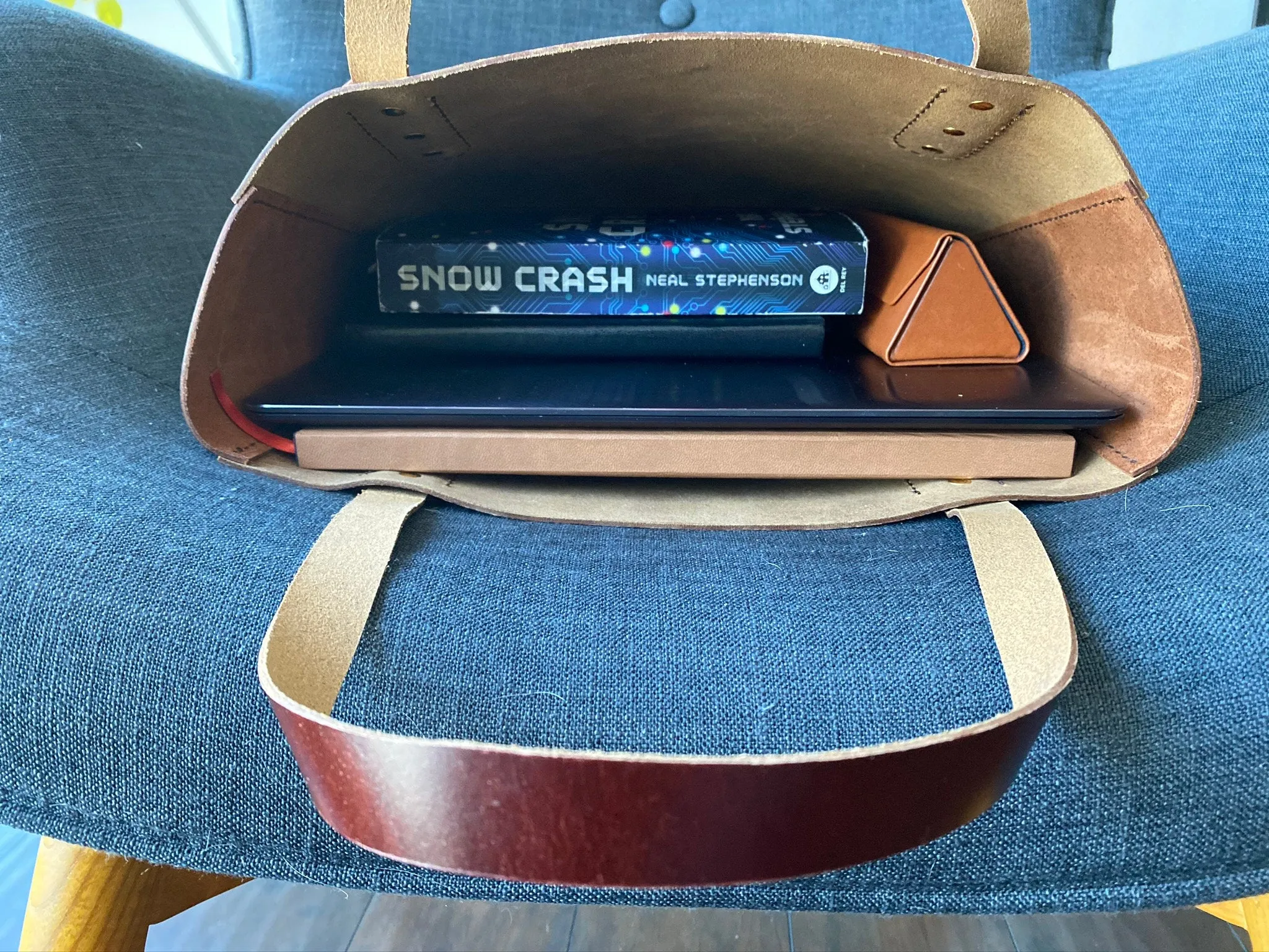 The Aurora | Two-Tone Laptop Tote